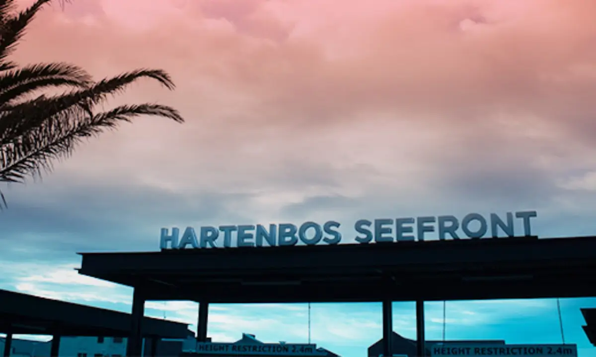 Hartenbos Seefront Cover