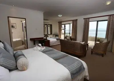 bar t nique guest house room