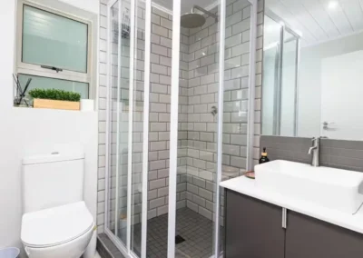 ocean breeze 50 bathroom
