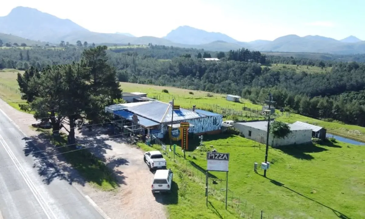 3 margietjies farmstall r328 road cover image